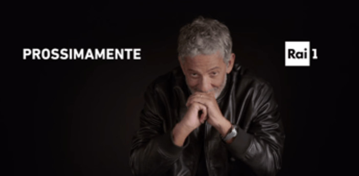 Fiorello torna su Rai1, l'annuncio: "Questo non è Brad Pitt"