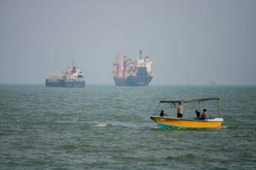 Iran, "tre nodi" bloccano l'accordo per la riapertura di Hormuz