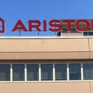 Riello torna in mani italiane, Urso: "Con Ariston si rafforza il Made in Italy"