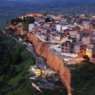 Frana a Niscemi, 13 indagati per disastro colposo Frana a Niscemi, 13 indagati per disastro colposo