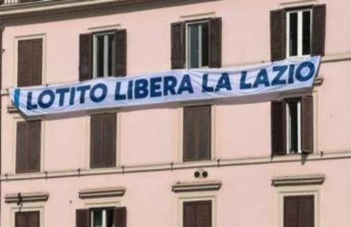 Lazio, fonti vicine a Lotito: &quot;Striscione contro il presidente a Montecitorio? Gesto strumentale&quot;