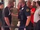 Mondiali, Egitto arriva a Dallas: 'rissa' con polizia all'aeroporto Mondiali, Egitto arriva a Dallas: 'rissa' con polizia all'aeroporto