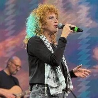 Fiorella Mannoia: &quot;Stanno cancellando fondi per l'Africa, governi intervengano&quot;
