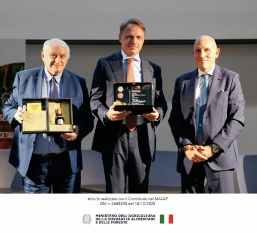 Le Terre del Balsamico, consegnate le Chiavi dell’Acetaia d’Italia a Lollobrigida