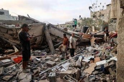 Gaza, &quot;77 palestinesi uccisi in un giorno&quot;. Hamas: &quot;Da mediatori nessuna nuova proposta&quot;