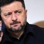 Ucraina, Zelensky cerca sostituto capo di stato maggiore Syrsky: in corso casting comandanti militari Ucraina, Zelensky cerca sostituto capo di stato maggiore Syrsky: in corso casting comandanti militari