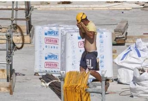 Caldo, firmato protocollo lavoro: &quot;Priorità a salute e sicurezza&quot;