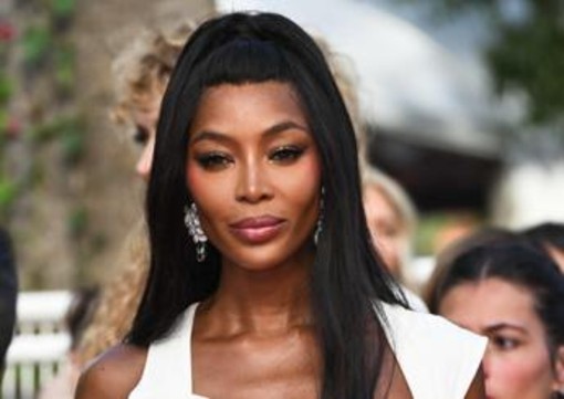 Naomi Campbell accusa l'ex legale, "frode e inganno" dietro lo scandalo della sua charity Naomi Campbell accusa l'ex legale, "frode e inganno" dietro lo scandalo della sua charity