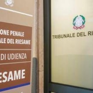 Torino, 13enne molestata: obbligo di firma revocato, scatta la custodia cautelare in carcere per il bengalese Torino, 13enne molestata: obbligo di firma revocato, scatta la custodia cautelare in carcere per il bengalese