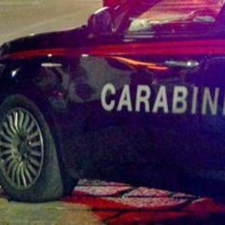 Brindisi, accoltella e uccide padre 70enne in casa: fermato il figlio Brindisi, accoltella e uccide padre 70enne in casa: fermato il figlio