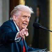 Usa, da Tribunale ok a dazi anche su piccoli pacchi di valore inferiore a 800 dollari Usa, da Tribunale ok a dazi anche su piccoli pacchi di valore inferiore a 800 dollari