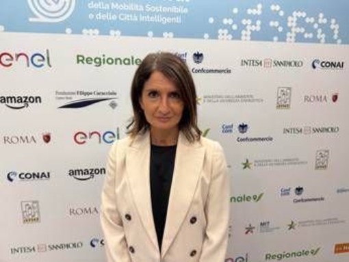 Mobilità, Giaconia (Trenitalia): "Regionale fondamentale per scelta sostenibile" Mobilità, Giaconia (Trenitalia): "Regionale fondamentale per scelta sostenibile"