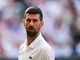 Djokovic, nervosismo a Wimbledon: litiga con la panchina Djokovic, nervosismo a Wimbledon: litiga con la panchina