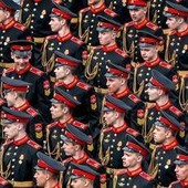 Ucraina-Russia, una parata senza vittorie per Putin: svanisce l'immagine di uomo forte