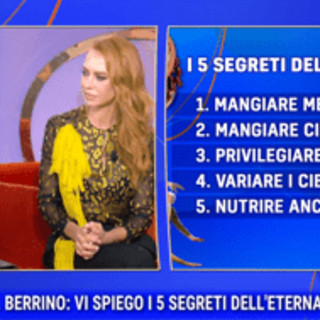 Cibo e longevità, i segreti del professor Berrino: perché dovremmo smettere di mangiare carne Cibo e longevità, i segreti del professor Berrino: perché dovremmo smettere di mangiare carne
