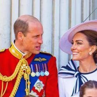 Carlo e Camilla e William e Kate, reali schierati per accogliere Trump a Windsor