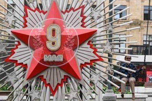 Giorno della Vittoria, oggi a Mosca la parata sottotono. Al via tregua di tre giorni con l'Ucraina Giorno della Vittoria, oggi a Mosca la parata sottotono. Al via tregua di tre giorni con l'Ucraina