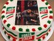Forza Italia a Napoli ricorda compleanno Berlusconi, spunta la torta per il 29 settembre con il Cav che 'pulisce' la sedia di Travaglio