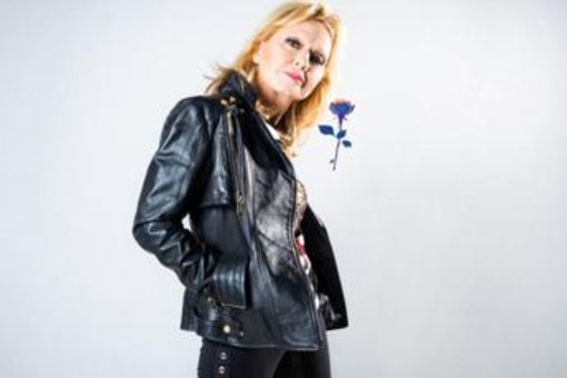 Rita Pavone: "Se Morrissey volesse un duetto mi inginocchierei. Ultimo? Il difficile è restare" Rita Pavone: "Se Morrissey volesse un duetto mi inginocchierei. Ultimo? Il difficile è restare"