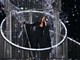 Eurovision, fischi alla cantante israeliana Yuval Rapahel: sventola bandiera palestinese