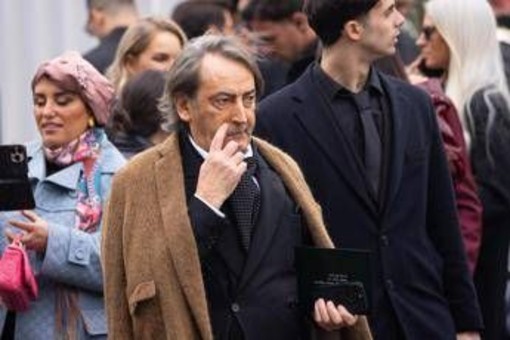 È morto Beppe 'Sugar' Angiolini, punto di riferimento per il fashion d'avanguardia e il Made in Italy È morto Beppe 'Sugar' Angiolini, punto di riferimento per il fashion d'avanguardia e il Made in Italy