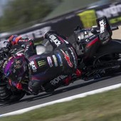 Gp Olanda, pole di Martin davanti a Ogura e Bezzecchi