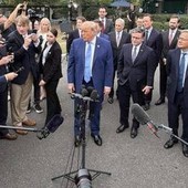 "L'IA è la cosa più grande che ci sia", Trump accelera e la ribattezza Super intelligenza