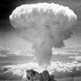 Hiroshima, ecco chi premerebbe il &quot;bottone nucleare&quot; se l'Italia avesse la bomba atomica