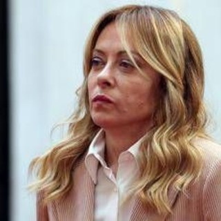 Iran, Meloni: "Italia non è in guerra ma rischia conseguenze. Opposizione non faccia polemica spicciola"