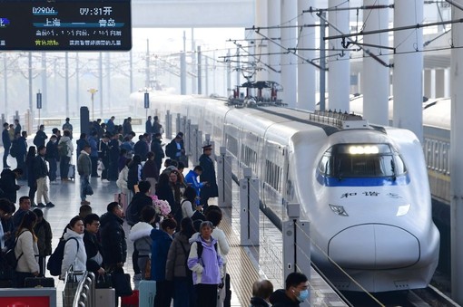 Cina, per la Festa Qingming previsti 90 mln di viaggi in treno