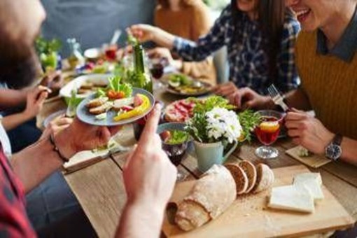 Diabete e alimentazione: ecco la 'positive nutrition' per una dieta non punitiva Diabete e alimentazione: ecco la 'positive nutrition' per una dieta non punitiva