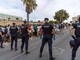 Nuovi scontri a Ceuta tra migranti e polizia, agenti sparano in aria per disperdere folla Nuovi scontri a Ceuta tra migranti e polizia, agenti sparano in aria per disperdere folla