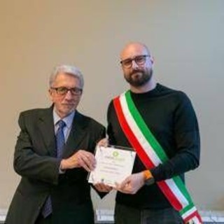 Sostenibilità, vicesindaco Vimodrone: "Con Luoghi Comuni aperto spazi ascolto e relazione" Sostenibilità, vicesindaco Vimodrone: "Con Luoghi Comuni aperto spazi ascolto e relazione"