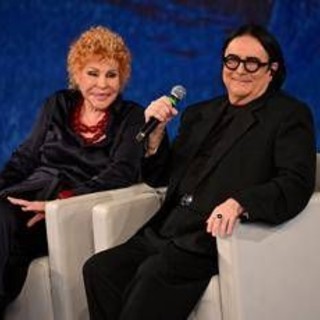 Ornella Vanoni, il messaggio di Renato Zero: "Perdo un pezzo di cuore" Ornella Vanoni, il messaggio di Renato Zero: "Perdo un pezzo di cuore"