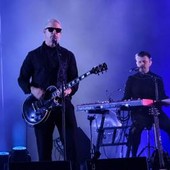 Interpol, a Bologna l'eleganza dark che rifiuta la nostalgia Interpol, a Bologna l'eleganza dark che rifiuta la nostalgia