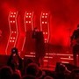 The Strokes, a Bologna anche 'Bella ciao' per una band che non vuole piacere a tutti i costi The Strokes, a Bologna anche 'Bella ciao' per una band che non vuole piacere a tutti i costi