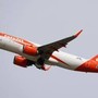 EasyJet, equipaggi in sciopero per 5 giorni: cancellati oltre 440 voli in Portogallo