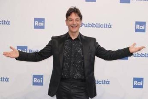 Domenica In, Paolo Fox svela l'Oroscopo 2026: da Venier e Savino, cosa dicono le stelle Domenica In, Paolo Fox svela l'Oroscopo 2026: da Venier e Savino, cosa dicono le stelle