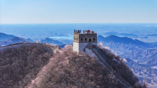 Cina: scavi su Grande Muraglia portano a importanti scoperte archeologiche