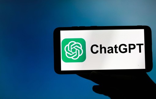 Chatgpt, Reddit e Roblox devono conformarsi al Digital Services Act Chatgpt, Reddit e Roblox devono conformarsi al Digital Services Act