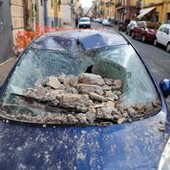 Terremoto 4.7 ai Campi Flegrei e sciame sismico, raffica di scosse Terremoto 4.7 ai Campi Flegrei e sciame sismico, raffica di scosse