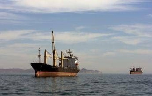 Iran, l'isola di Kharg è il cuore del petrolio di Teheran: che succede se Trump attacca