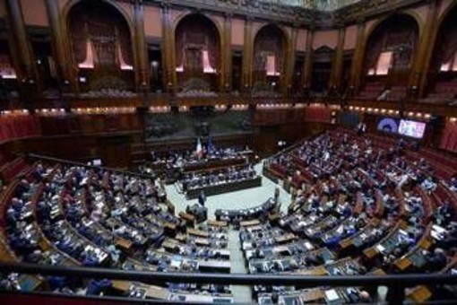 STASERA Servizio militare obbligatorio o volontario, ecco le proposte in stand-by in Parlamento