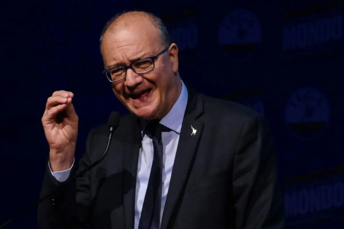 Valditara “Possibile uso metal detector nelle scuole a maggior rischio”