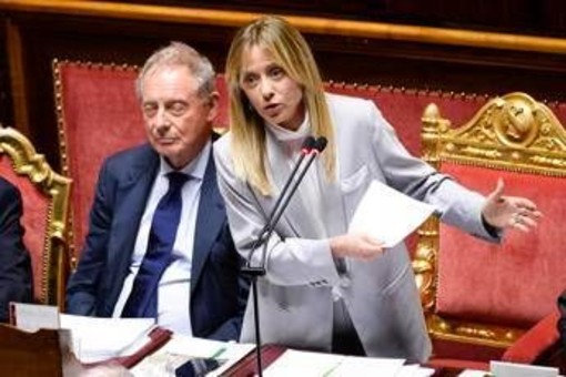 Meloni 'sfida' le opposizioni: "Quadro complesso, porte aperte a chi vuole il confronto" Meloni 'sfida' le opposizioni: "Quadro complesso, porte aperte a chi vuole il confronto"