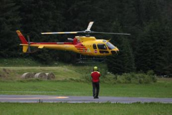 Val di Fassa, si lancia dalla cima del Sass Pordoi: morto base jumper