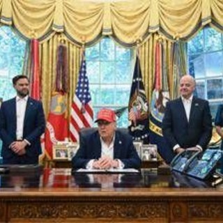 Mondiali di calcio 2026, Trump: &quot;Sorteggio il 5 dicembre al Kennedy Center&quot;