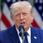 Trump annuncia accordo con Danimarca e Groenlandia: "Usa controlleranno sicurezza territorio artico" Trump annuncia accordo con Danimarca e Groenlandia: "Usa controlleranno sicurezza territorio artico"