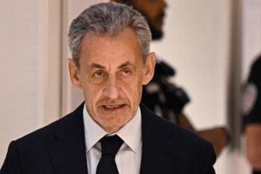 Francia, la Corte d'appello esamina la richiesta di scarcerazione di Sarkozy Francia, la Corte d'appello esamina la richiesta di scarcerazione di Sarkozy