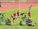 Calciatore investito in campo, l'incidente da brividi Calciatore investito in campo, l'incidente da brividi